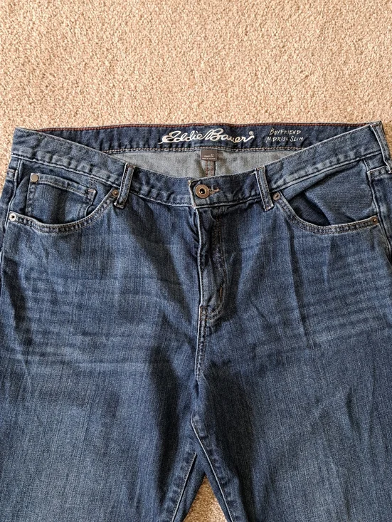 Eddie Bauer Jeans Women's Size 12 Boyfriend Fit Denim Blue Mid Rise Casual - Picture 2 of 14
